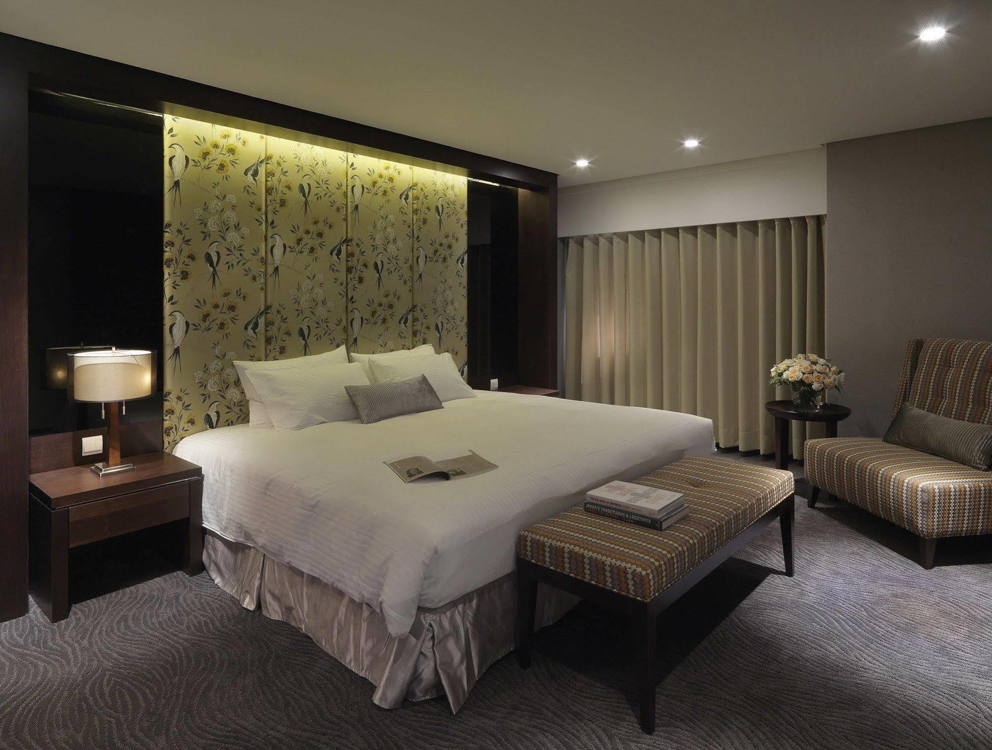 Tao Garden Hotel Taoyuan Extérieur photo