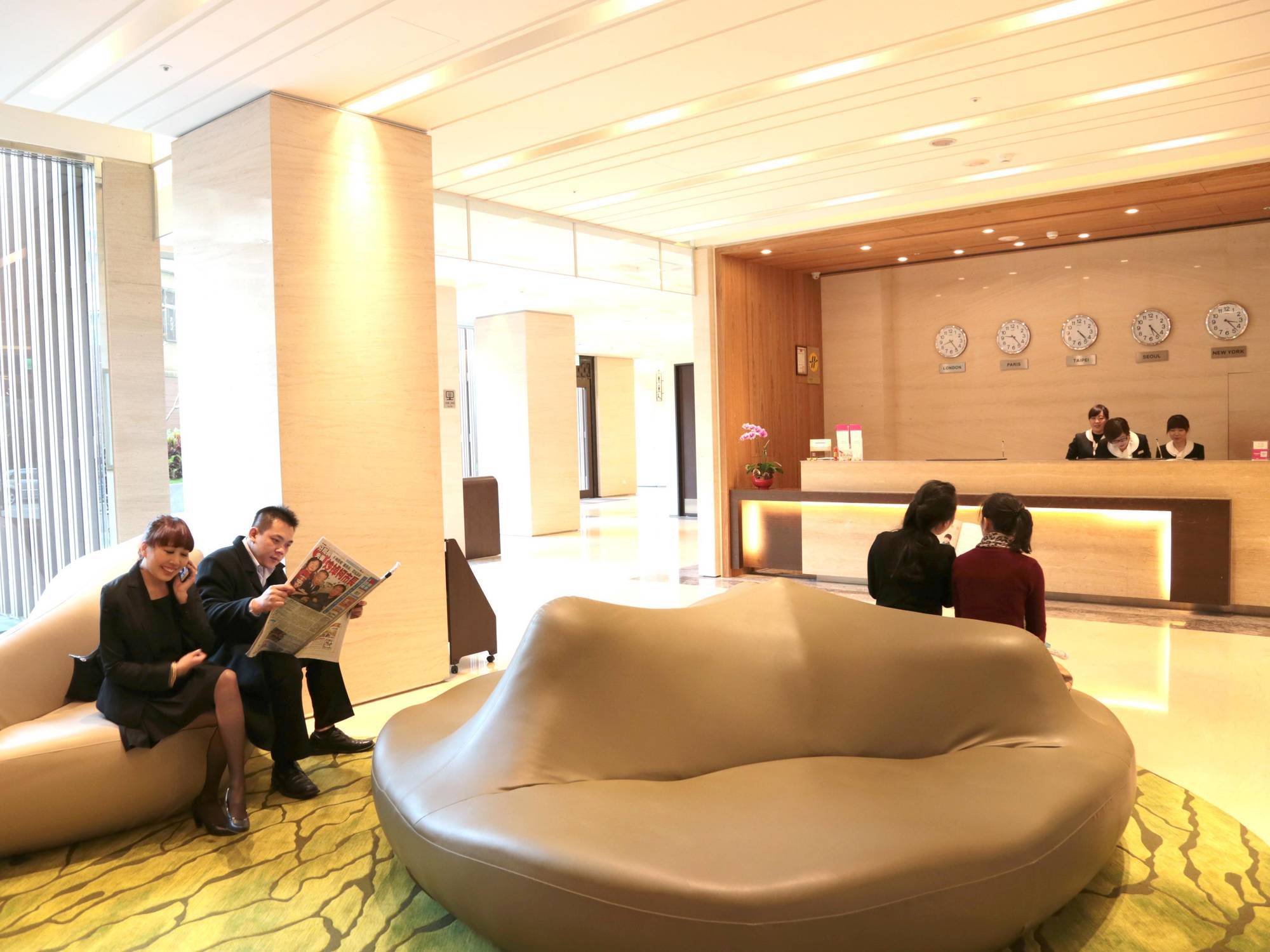 Tao Garden Hotel Taoyuan Extérieur photo