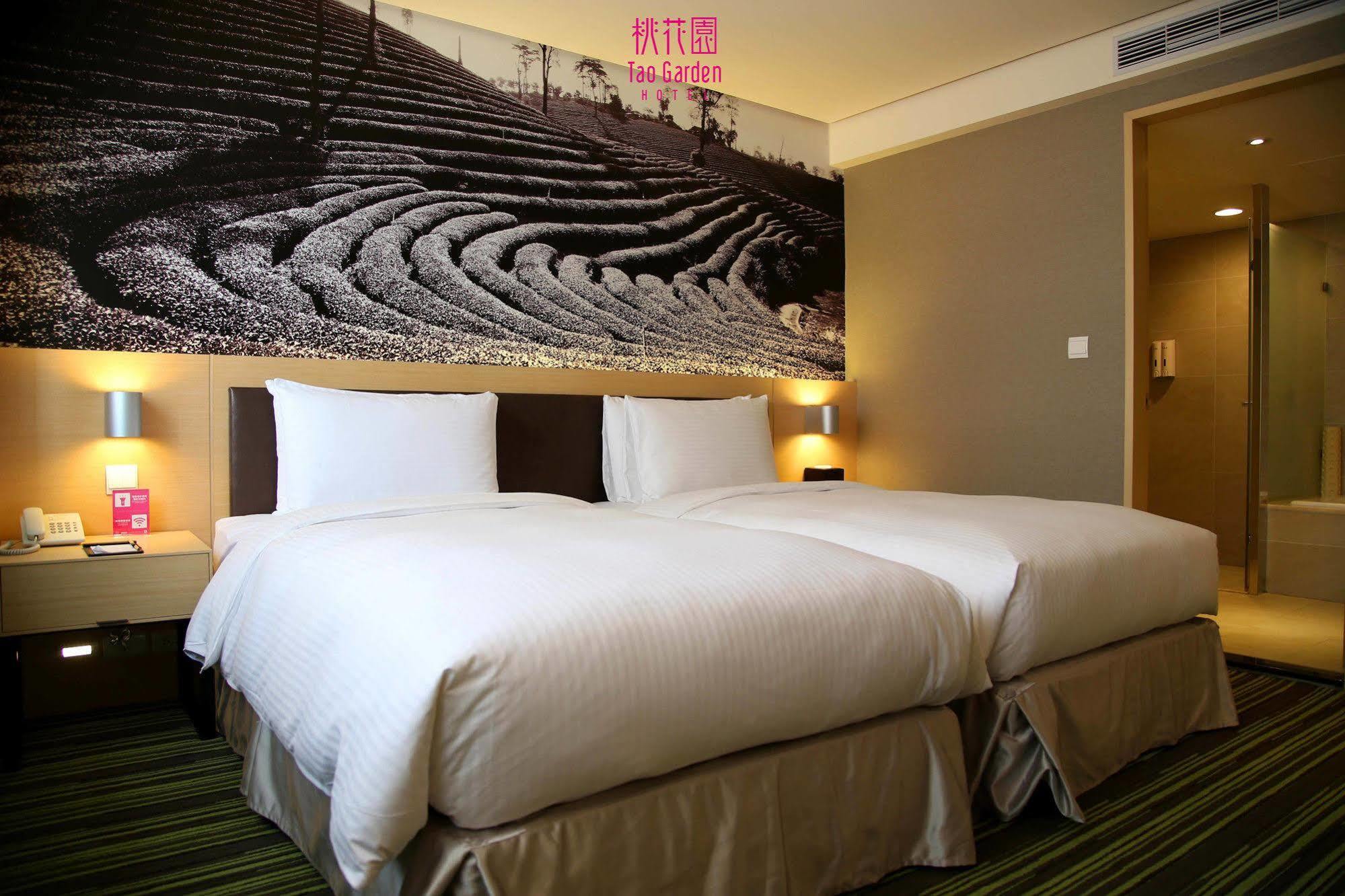 Tao Garden Hotel Taoyuan Extérieur photo