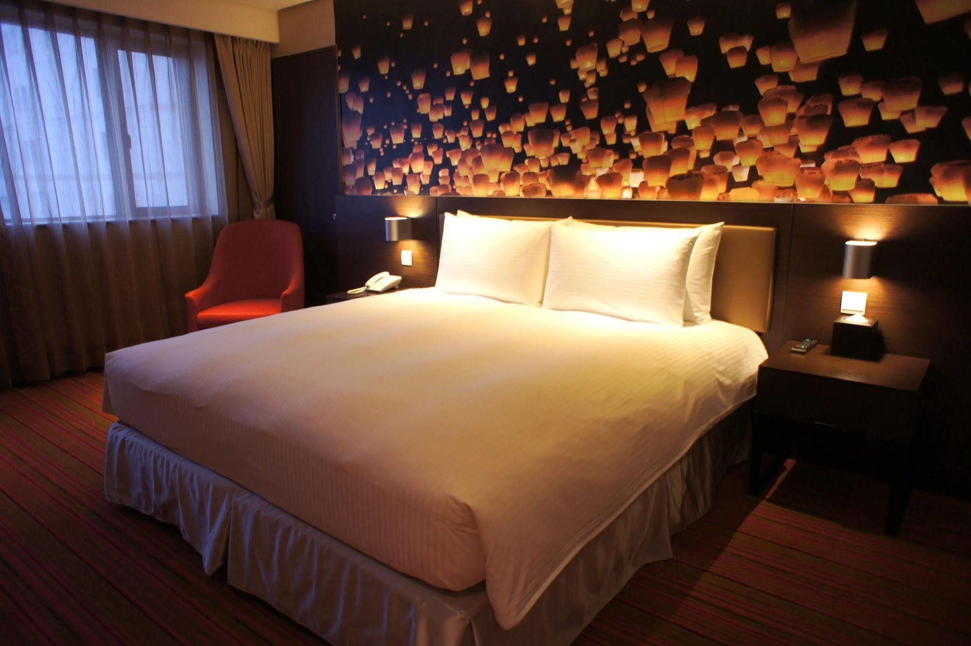 Tao Garden Hotel Taoyuan Extérieur photo